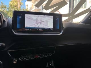 PEUGEOT 2008 usata, con Cruise Control