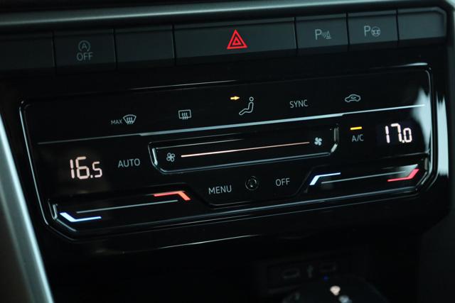 VOLKSWAGEN T-Roc usata, con Cruise Control