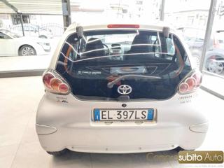 TOYOTA Aygo usata, con Autoradio