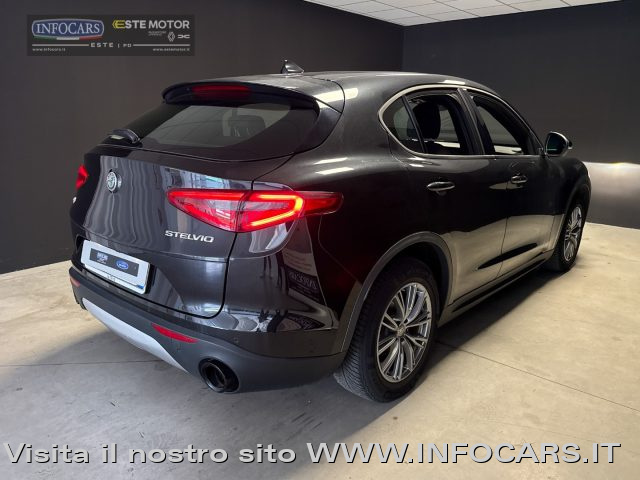 ALFA ROMEO Stelvio usata, con Airbag Passeggero