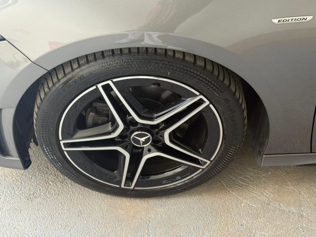 MERCEDES-BENZ A 180 usata, con Frenata d