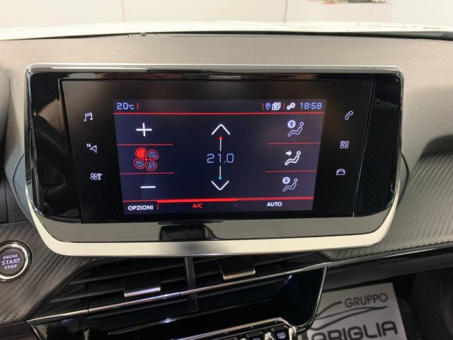 PEUGEOT 2008 usata, con Controllo automatico clima