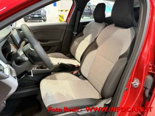 RENAULT Clio usata, con Autoradio
