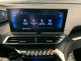 PEUGEOT 5008 usata, con Volante in pelle