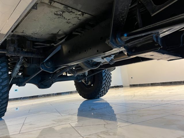 LAND ROVER Defender usata 27