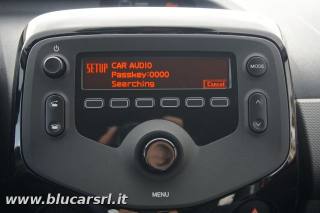 PEUGEOT 108 usata, con Autoradio digitale