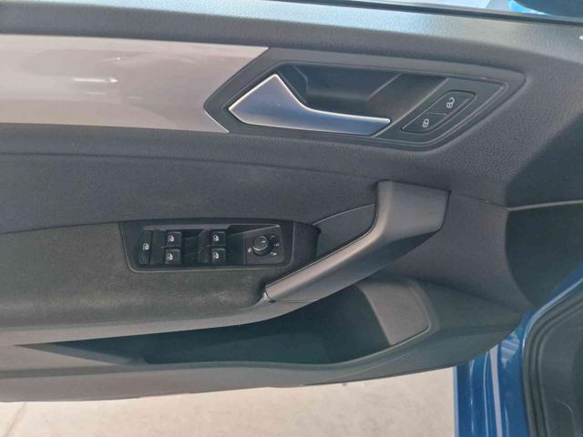 VOLKSWAGEN Touran usata, con Volante in pelle