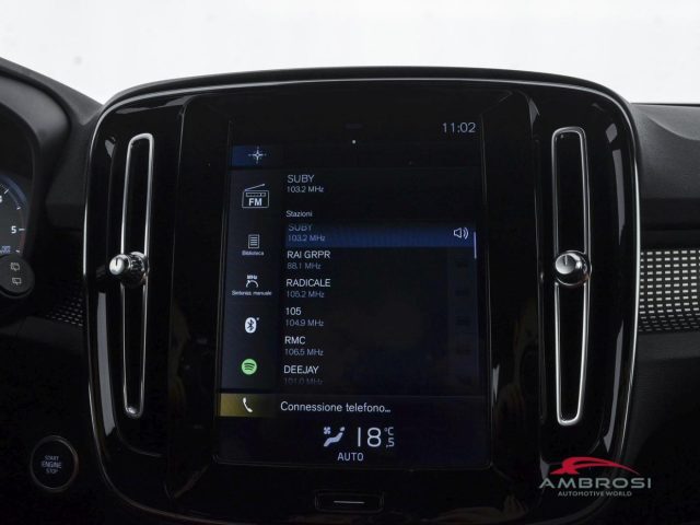 VOLVO XC40 usata 13