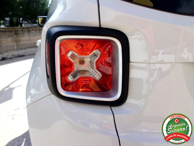 JEEP Renegade usata, con Luci diurne