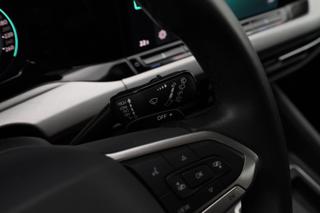 VOLKSWAGEN Golf usata, con Sensore di pioggia