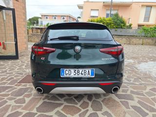 ALFA ROMEO Stelvio usata, con Autoradio