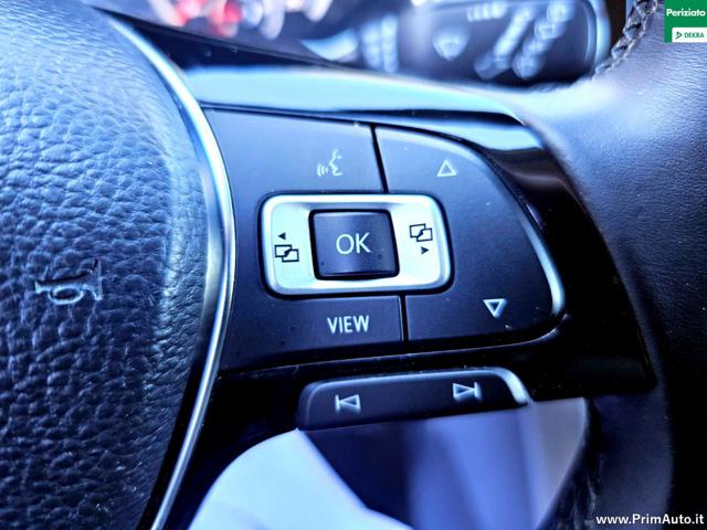 VOLKSWAGEN T-Roc usata, con Volante in pelle