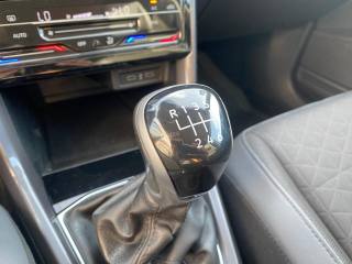 VOLKSWAGEN T-Cross usata, con ESP