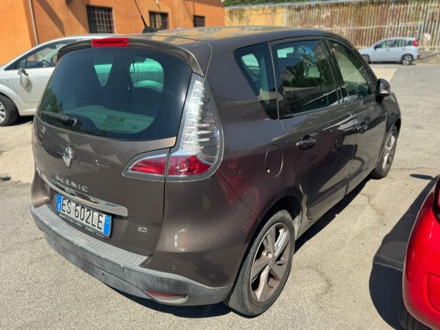 RENAULT Scenic usata, con Airbag laterali