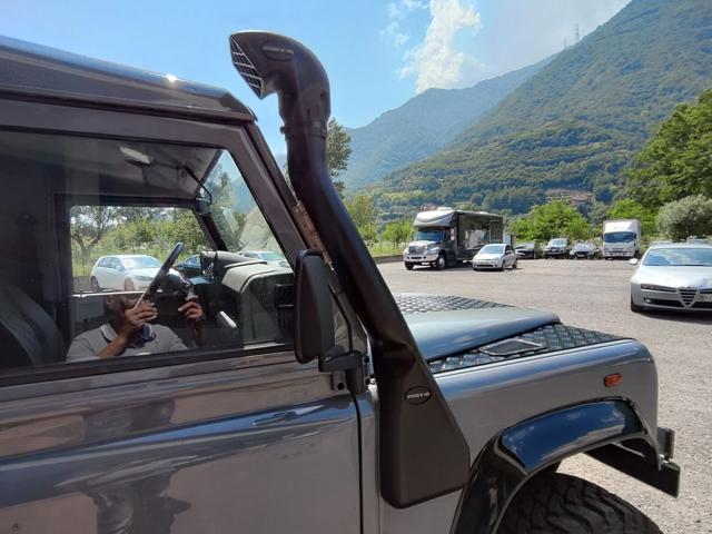 LAND ROVER Defender usata, con Luci diurne