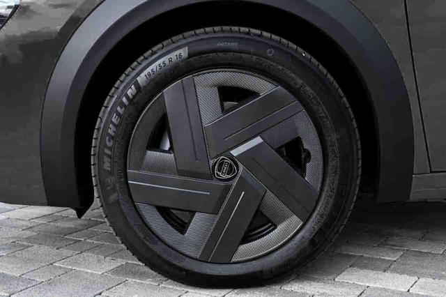 LANCIA Ypsilon usata, con Autoradio