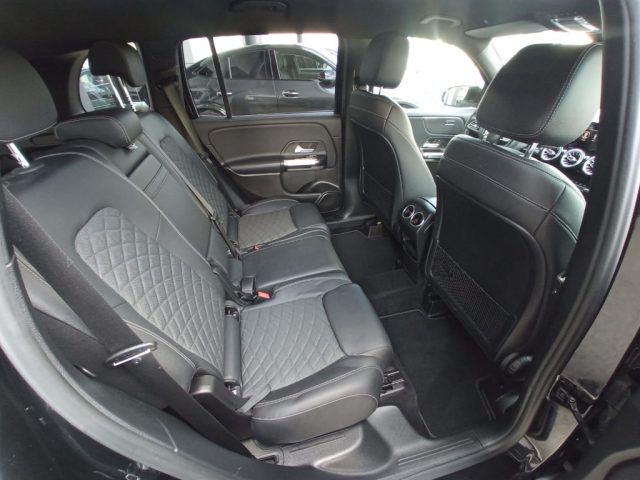 MERCEDES-BENZ GLB 200 usata, con Cruise Control