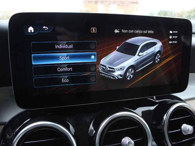 MERCEDES-BENZ GLC 220 usata, con Volante multifunzione