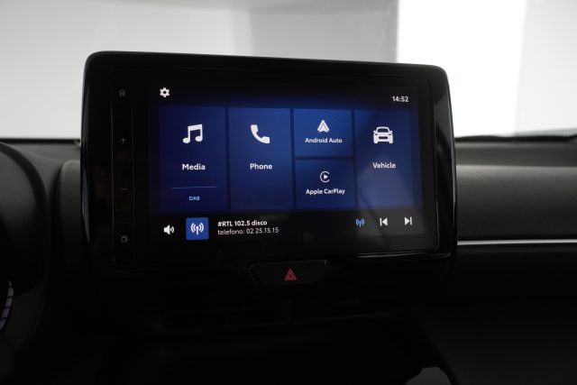 TOYOTA Yaris Cross usata 9