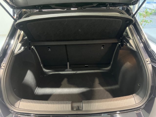 VOLKSWAGEN T-Roc usata, con Touch screen