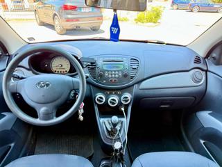 HYUNDAI i10 usata 10