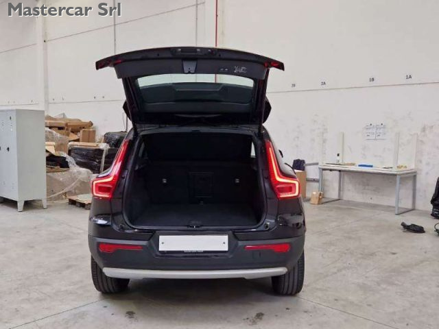 VOLVO XC40 usata, con Autoradio