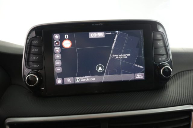HYUNDAI Tucson usata 8
