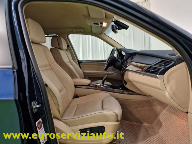 BMW X5 usata, con Sensori di parcheggio posteriori