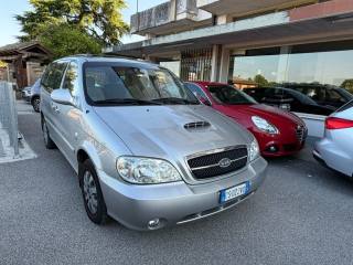KIA Carnival usata, con Specchietti laterali elettrici