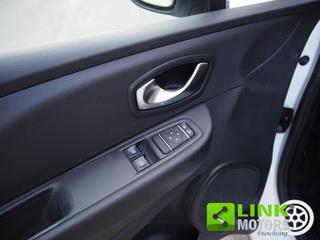 RENAULT Clio usata, con Specchietti laterali elettrici