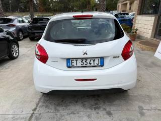 PEUGEOT 208 usata, con Alzacristalli elettrici