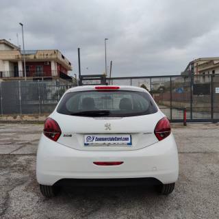 PEUGEOT 208 usata, con Boardcomputer