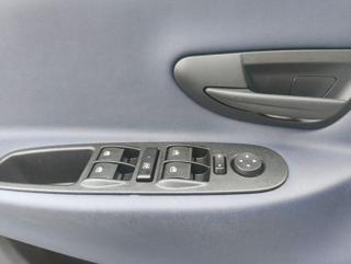 LANCIA Ypsilon usata, con Fendinebbia