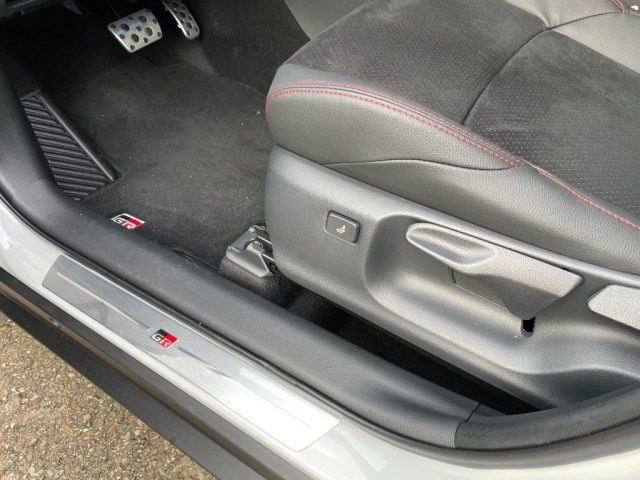 TOYOTA Yaris Cross usata, con Interni in pelle