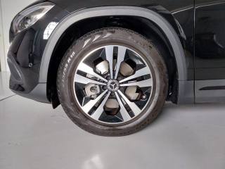 MERCEDES-BENZ GLA 220 usata, con Alzacristalli elettrici