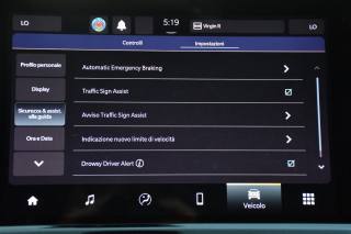 JEEP Compass usata, con Touch screen