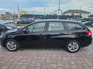 PEUGEOT 308 usata, con Airbag