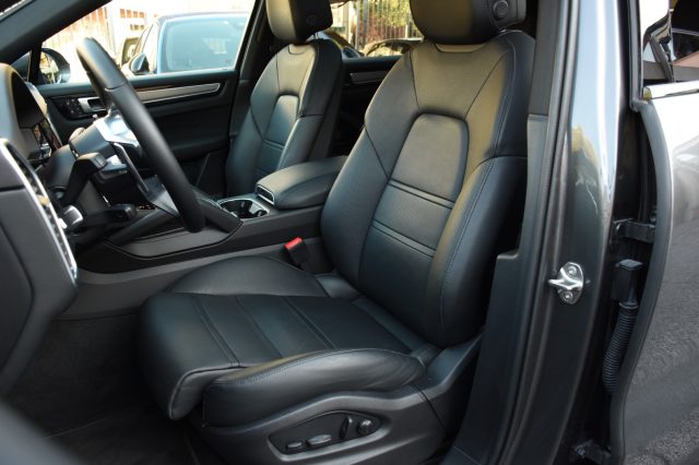 PORSCHE Cayenne usata, con Boardcomputer