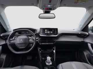 PEUGEOT 2008 usata 10