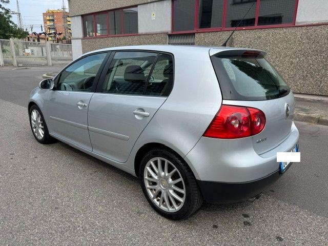 VOLKSWAGEN Golf usata, con Boardcomputer