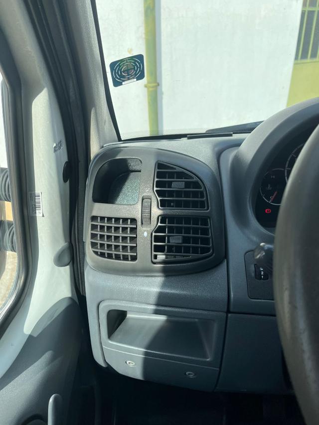 PEUGEOT Boxer usata, con Bracciolo