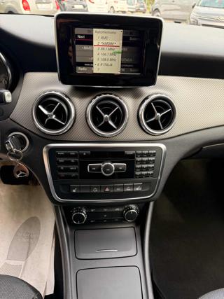 MERCEDES-BENZ GLA 200 usata, con Chiusura centralizzata