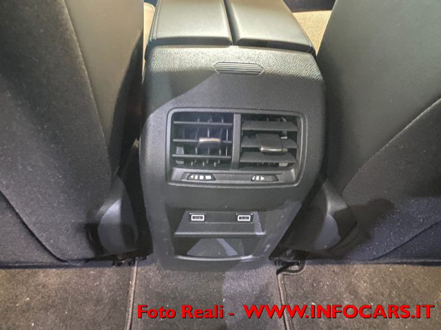 PEUGEOT 308 usata, con Leve al volante