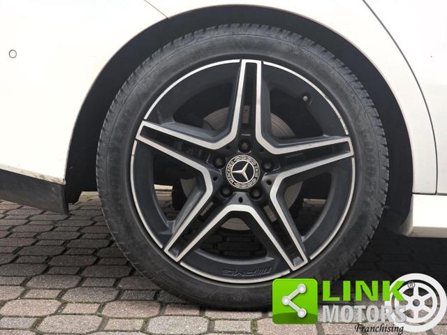 MERCEDES-BENZ CLA 220 usata, con Vetri oscurati