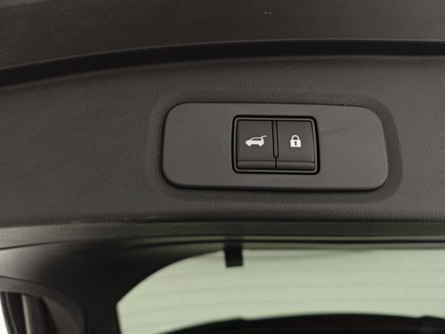 NISSAN Qashqai usata, con Bluetooth