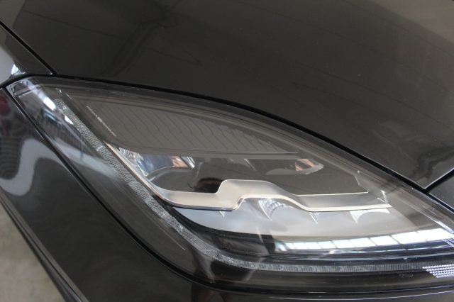JAGUAR E-Pace usata, con USB