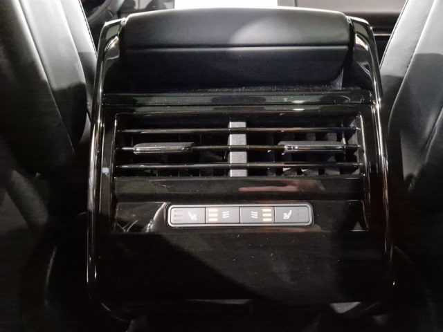 LAND ROVER Range Rover Sport usata, con Interni in pelle