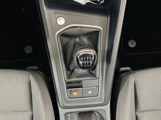 VOLKSWAGEN Golf usata, con Climatizzatore