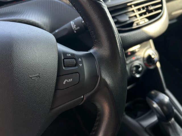 PEUGEOT 208 usata, con Sensore di luce