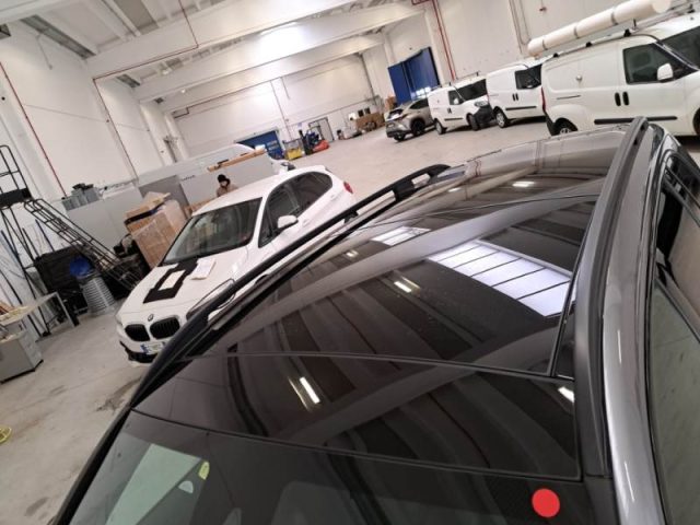 MERCEDES-BENZ GLB 200 usata, con Cerchi in lega